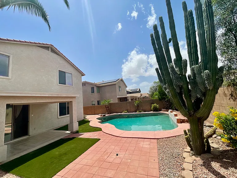 14984 W Desert Hills Dr — Photo 35