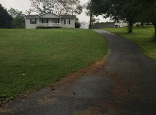 709 Hamilton Trl, Piney Flats, TN 37686