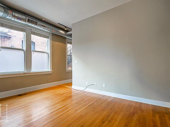 2nd image of 1185 N High St APT 202