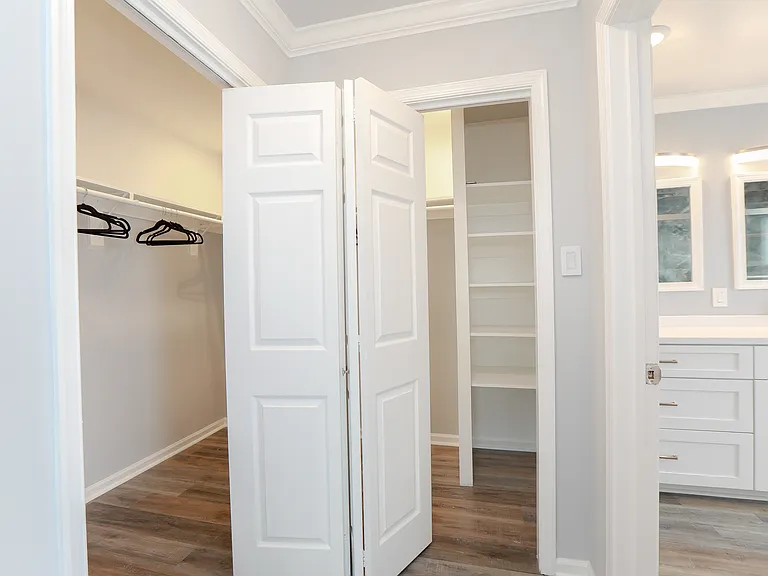 810 W Ocean View Ave #B — Photo 48