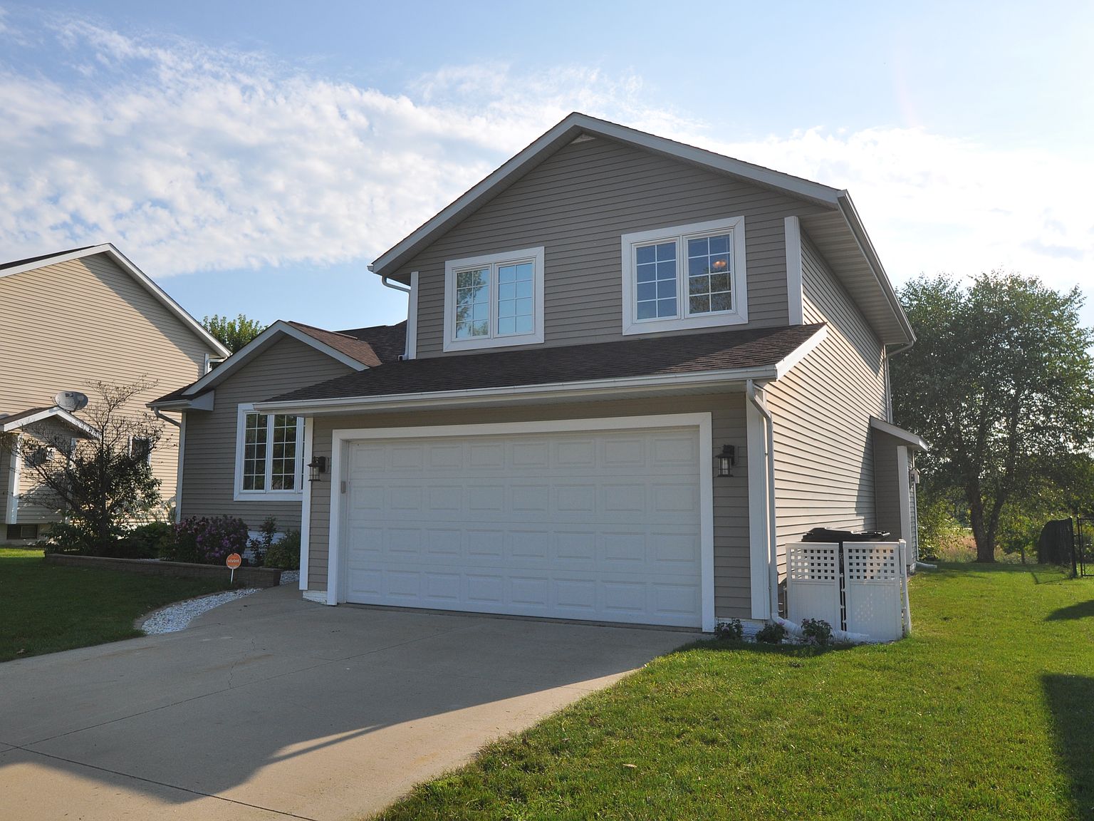 7718 Pin Tail Dr NE, Cedar Rapids, IA 52402 Zillow
