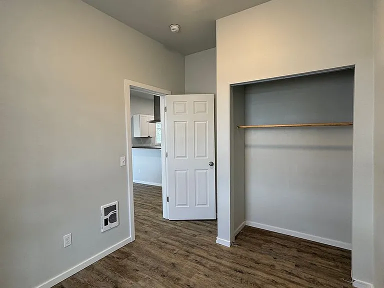 705 N Water St — Photo 11
