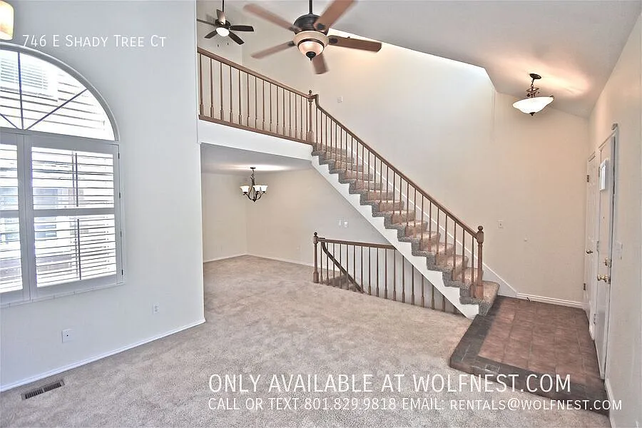 3 bed, 3.5 bath, 2105 sqft, $2,695 — Photo 4