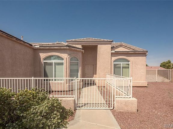 4th image of 4565 S Marguerite Ln