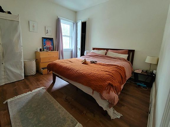 3rd image of 121 Greenfield St #3