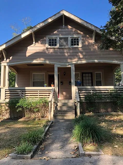 506 Midland St