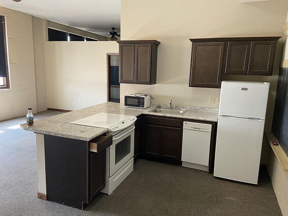 1st image of 412 N 2nd St #1