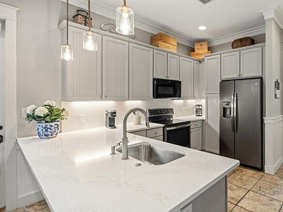 2nd image of 2458 Bungalo Ln