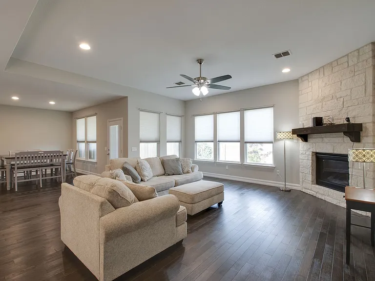 3505 Montadale Ave — Photo 9