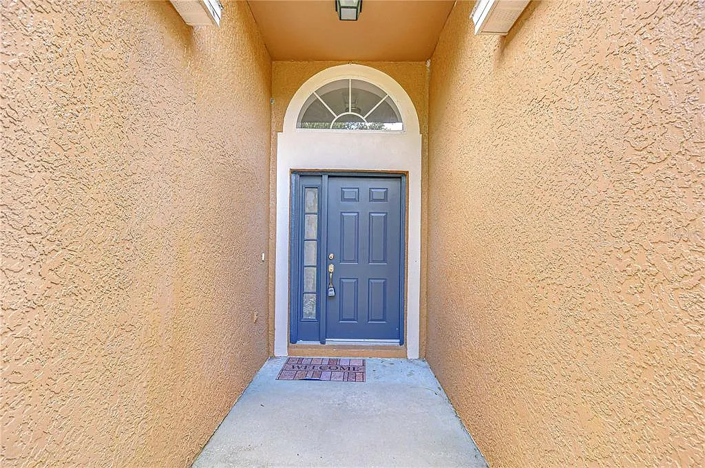 3 bed, 2.0 bath, 1874 sqft, $2,500 — Photo 2