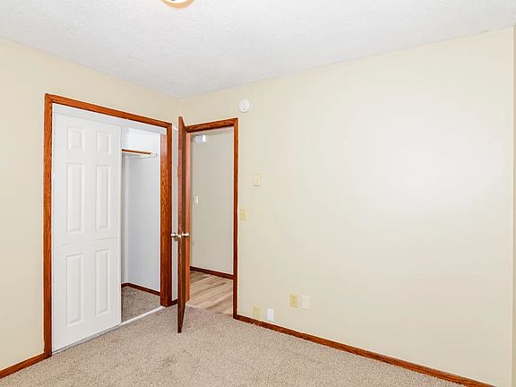 3rd image of 412 Rush Ave NW