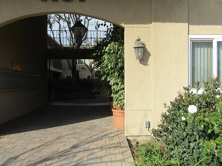 1181 E Hollyvale St — Photo 5
