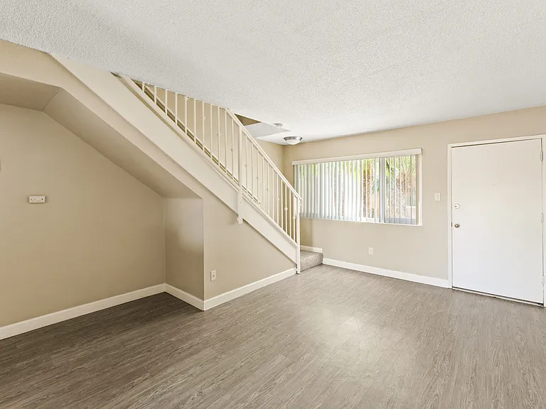 McFadden Apartments — Photo 8