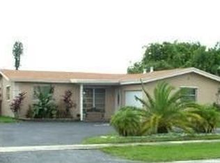 8390 NW 26th Pl, Sunrise, FL 33322