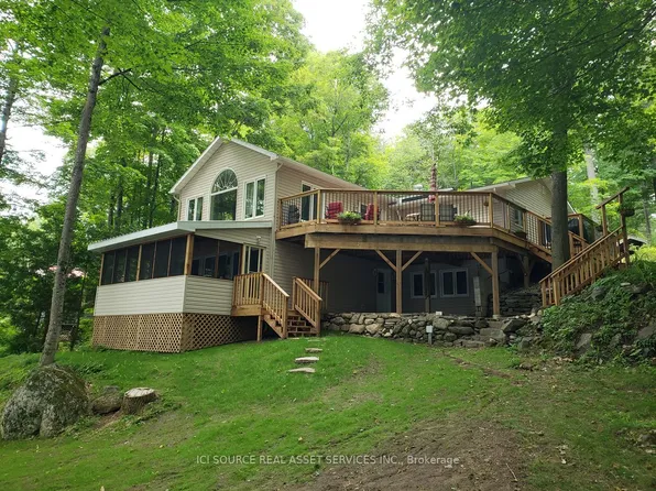 703 Davidson Ln, McNab/braeside, ON K0A 3L0