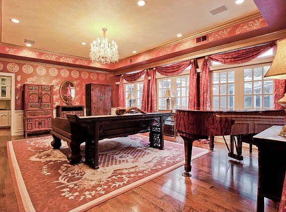 3rd image of 6211 Georgian Ct