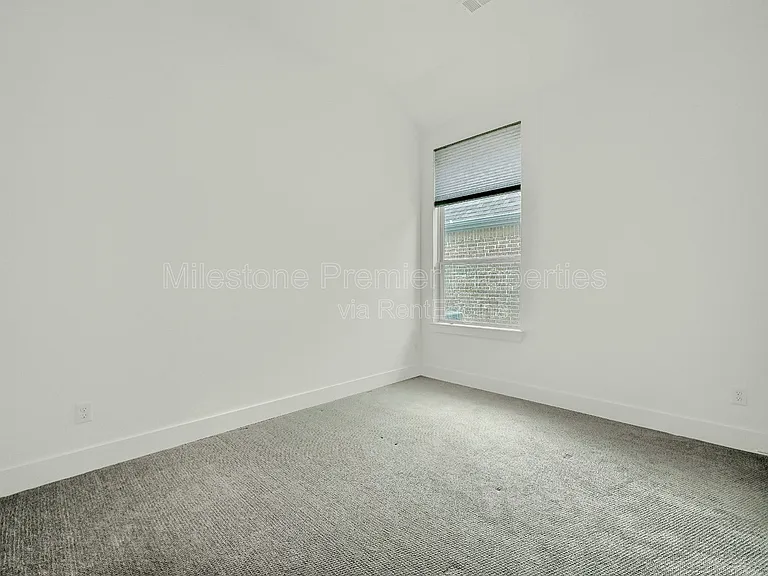 3621 Brinkley Dr — Photo 11
