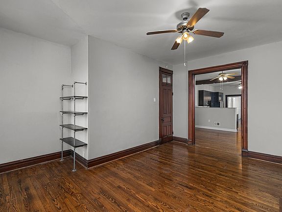 4th image of 2320 Russell Blvd #2322A