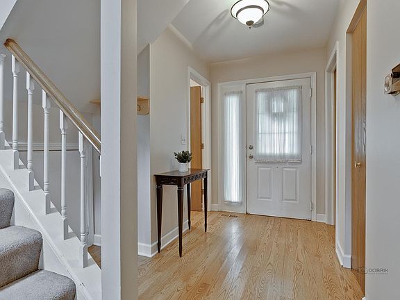 3rd image of 346 W Hamilton Ln #176
