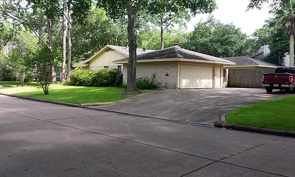 1st image of 619 Forest Lake Dr