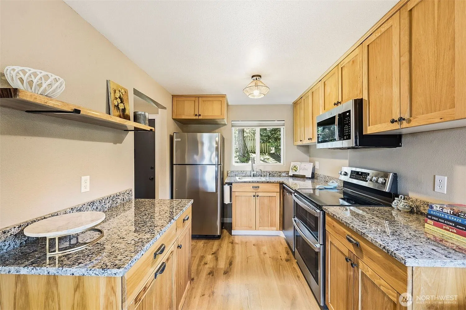 2 bed, 741 sqft, $2,500 — Photo 4
