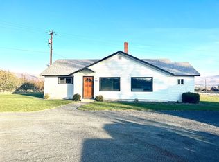 310 Wickstrom Ln, Selah, WA 98942