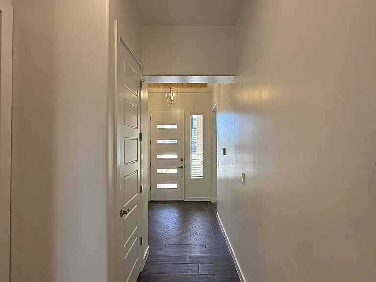 13389 Carterton Ave — Photo 7