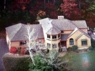 44 Woodhenge Dr, Tolland, CT 06084