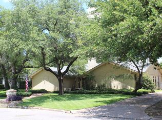 5401 Vale St, Greenville, TX 75402