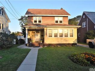 2627 Locust Ave, Oceanside, NY 11572