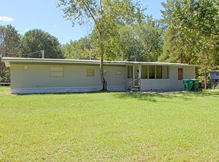 8 Marshall Cook Rd, Sopchoppy, FL 32358