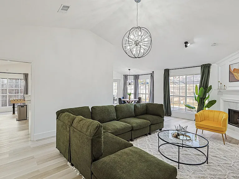 4386 Cantrell St — Photo 10