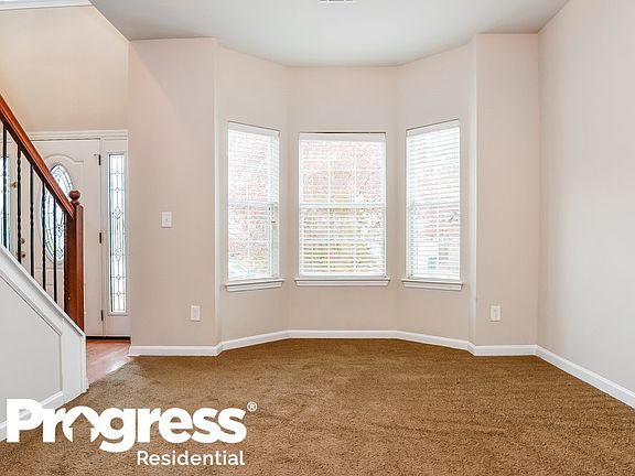 4th image of 3792 Sunbridge Dr