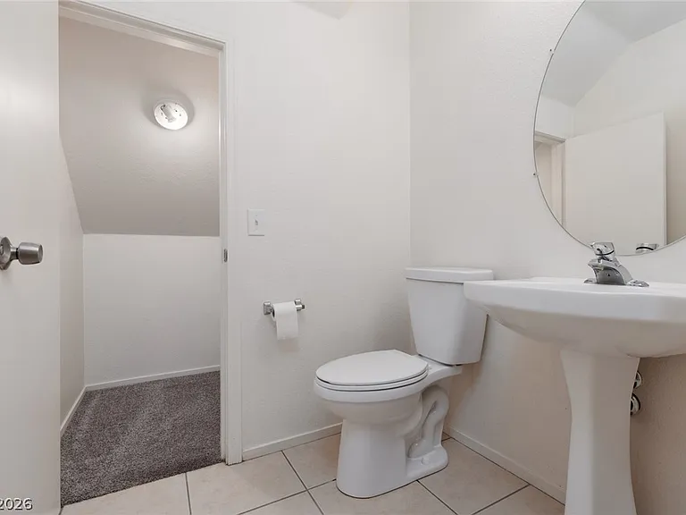 6042 Highland Gardens Dr — Photo 8