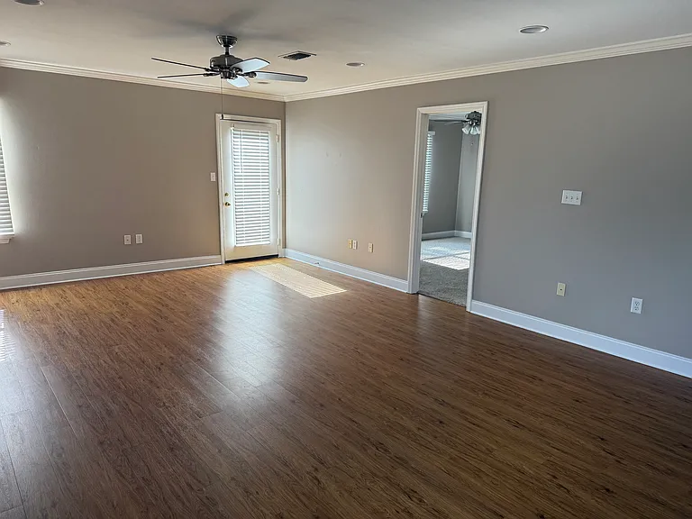 4010 Savannah St #C — Photo 6