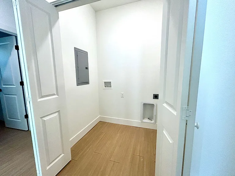 1820 Riverview Drive — Photo 21