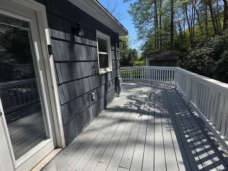 1015 S Country Club Dr — Photo 5