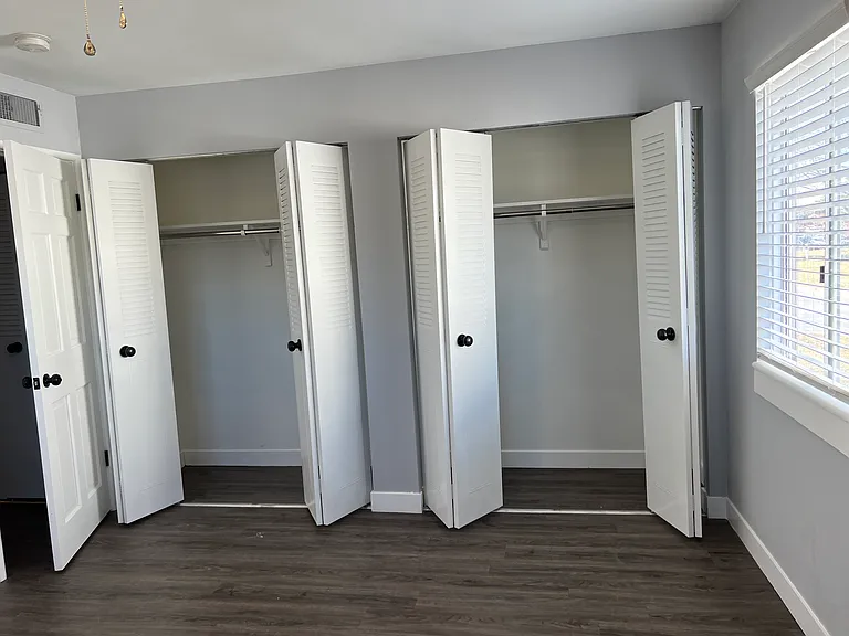 9401 Nieman Rd #3 — Photo 3