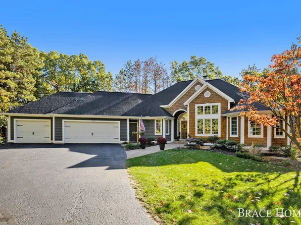4733 Catamount Trl NE, Ada, MI 49301