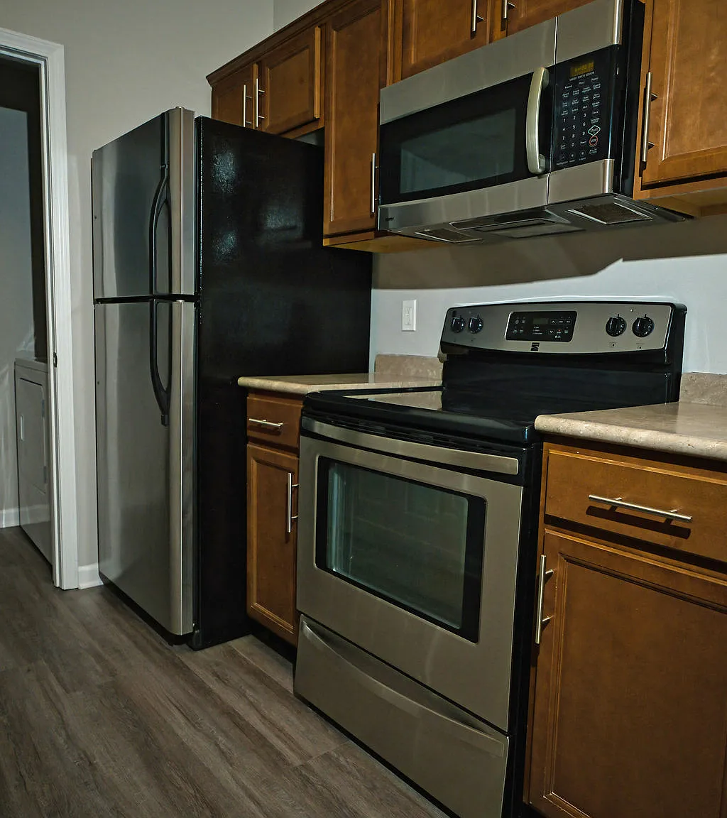 Griffin Gate Apartments — Photo 2