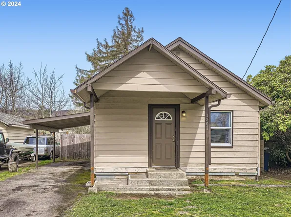 3263 SE 2nd Ave, Camas, WA 98607