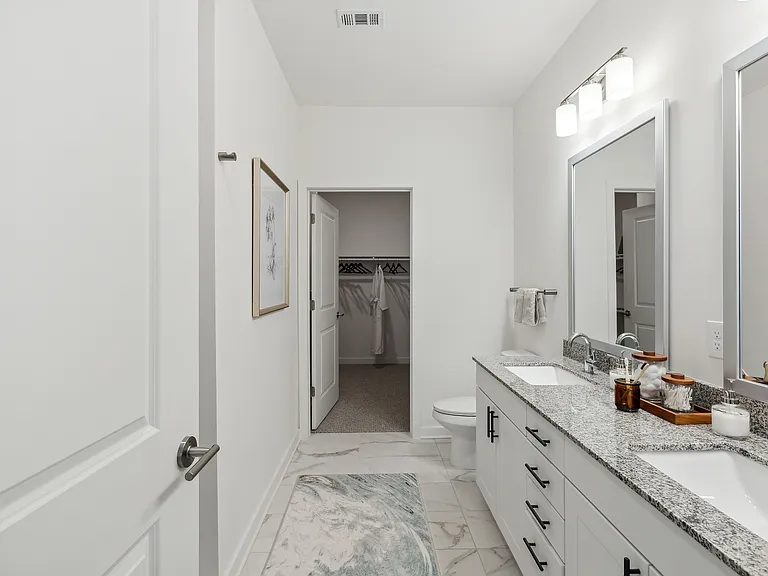 Everleigh Deerfield 55+ Active Adult Apartment Homes — Photo 13