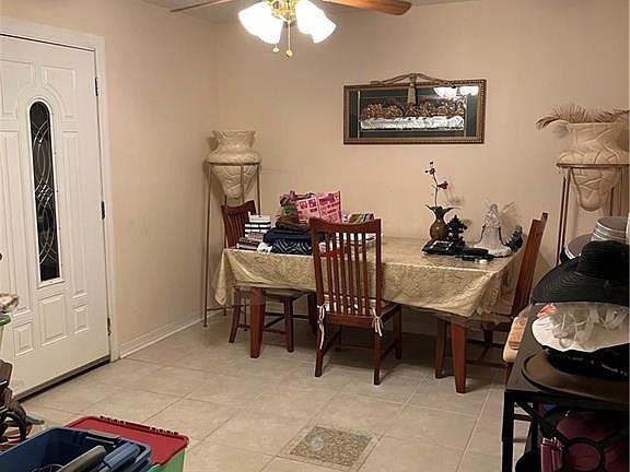 4th image of 3050 Pocahontas St