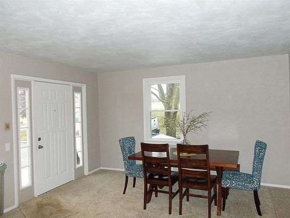 5th image of 46 Park Dr