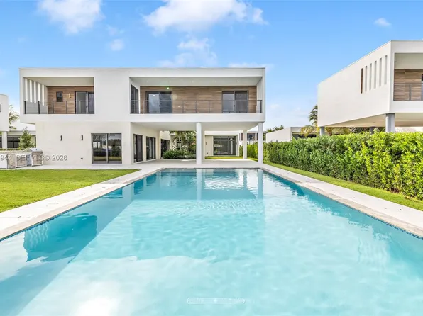 16699 N Botaniko Dr N, Weston, FL 33326