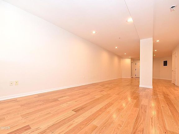 3rd image of 1919 24th Ave APT L414