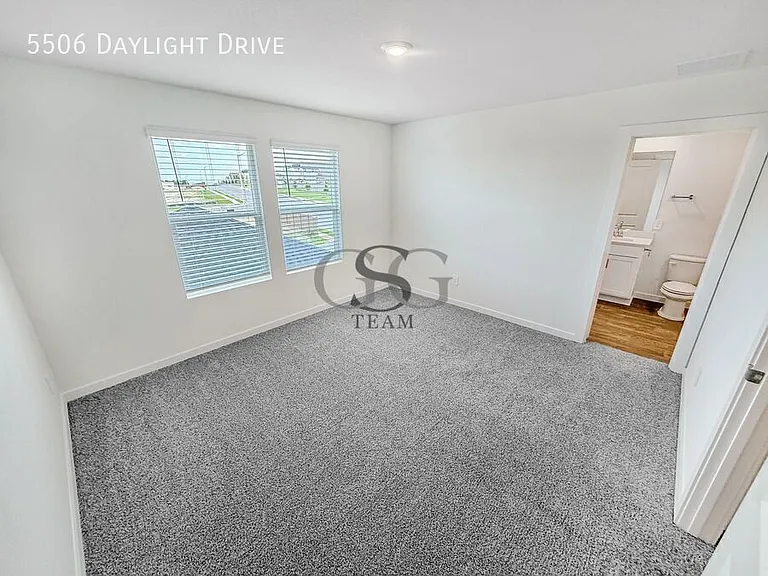 5506 Daylight Dr — Photo 23