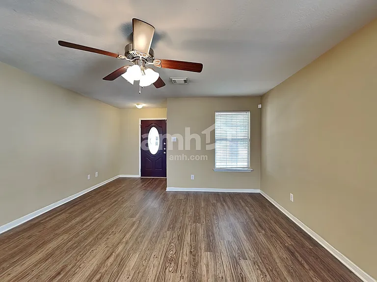 8002 Ginger Park Dr — Photo 7