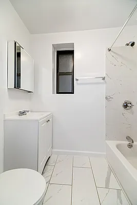 Rented by REAL New York | media 2