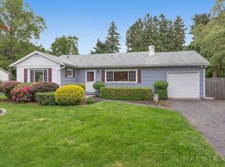 126 W Rocks Rd, Norwalk, CT 06851